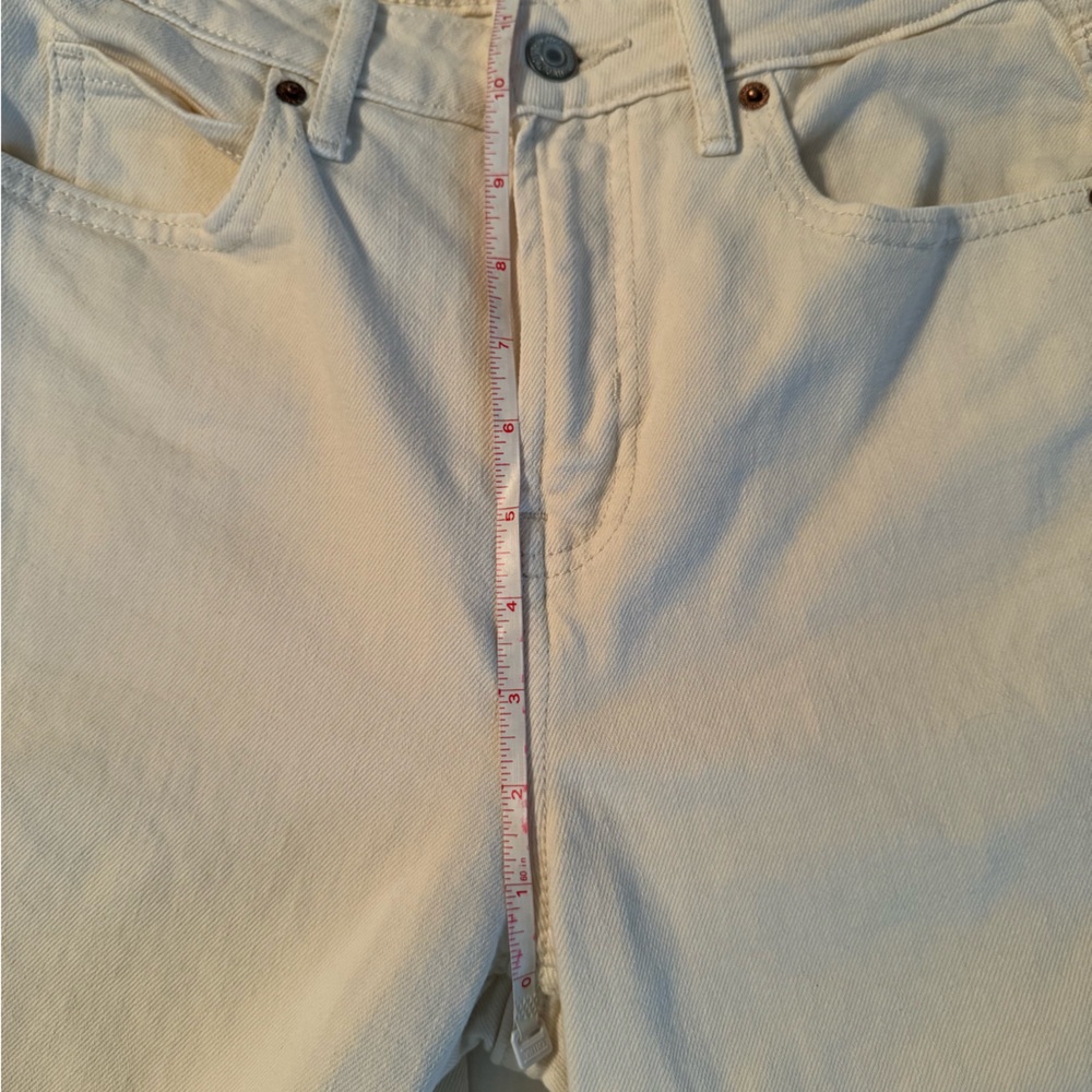 Old Navy Cream Wide Leg Jeans - Picture 4 of 7